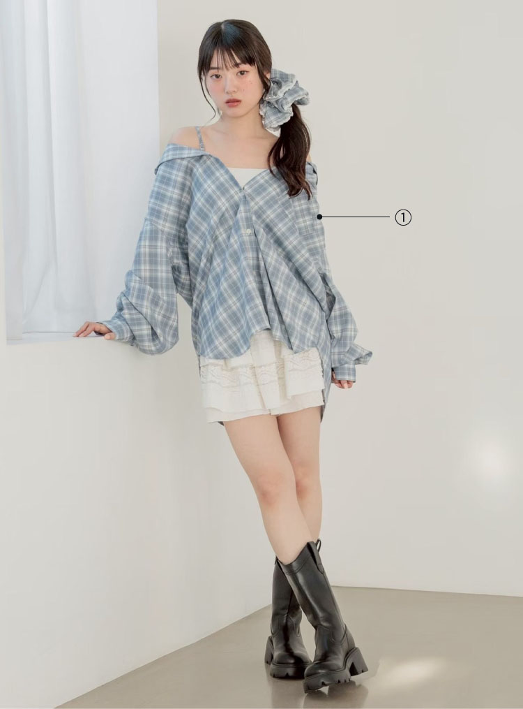 チェックシャツチェックビスチェのコーディネート